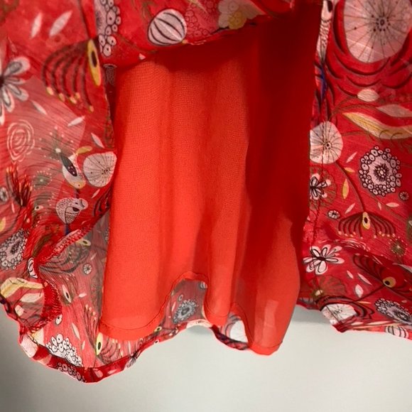 Hide & Seek Patterned Dress Size SM - Picture 6 of 6